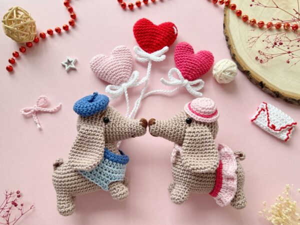 Valentine’s Crochet Gift Pattern - Dogs, Cats And Hearts