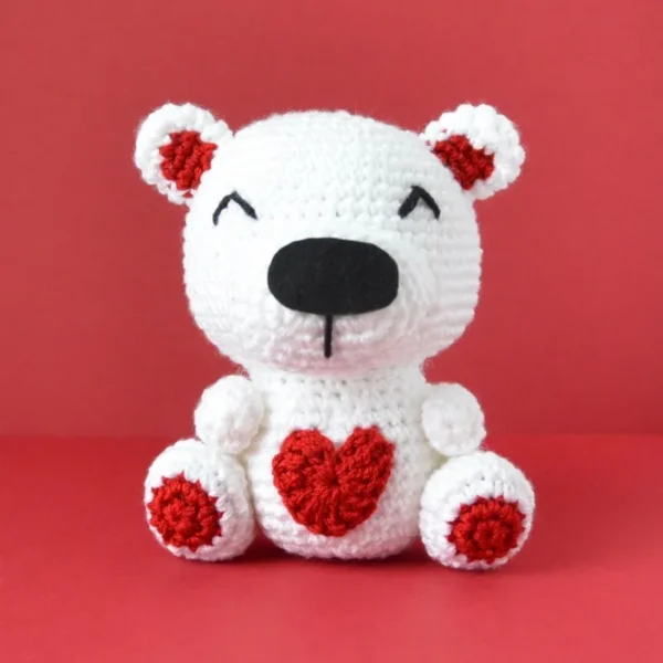 Valentines Day Teddy Bear – Crochet Pattern for DIY Gift